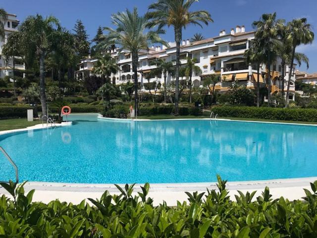 Hacienda Nagueles 1, 2 Bed 2 Bath, Large Terrace 400M From Beach Marbellac Extérieur photo
